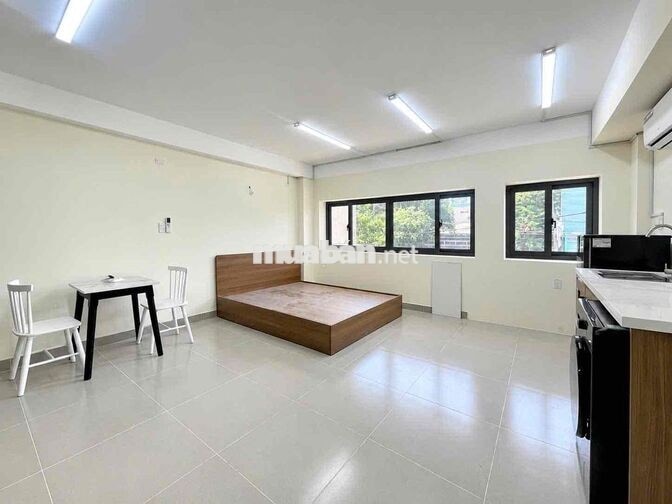 SẴN PHÒNG STUDIO 4X thuận tiện qua Emart, VLU CS3