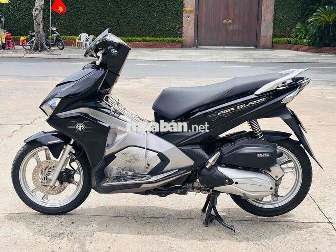 HONDA AIR BLADE 2017 ĐEN BẠC