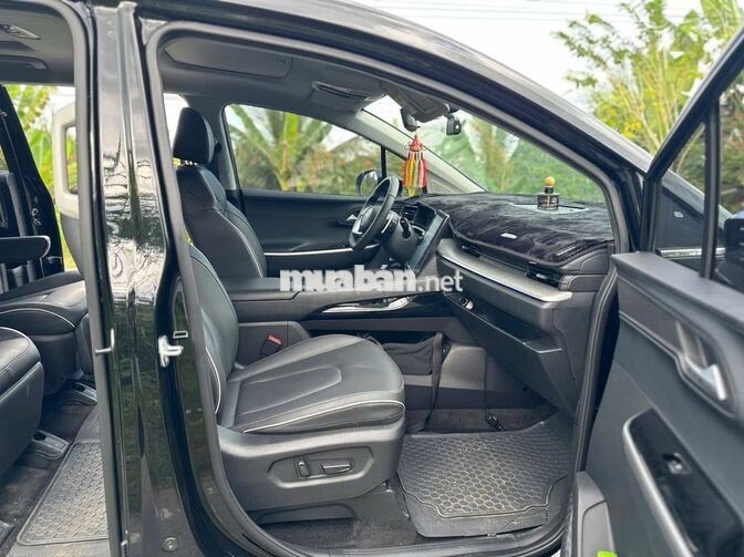 Hyundai Custin 2025 1.5 Cao cấp 2000km Đen