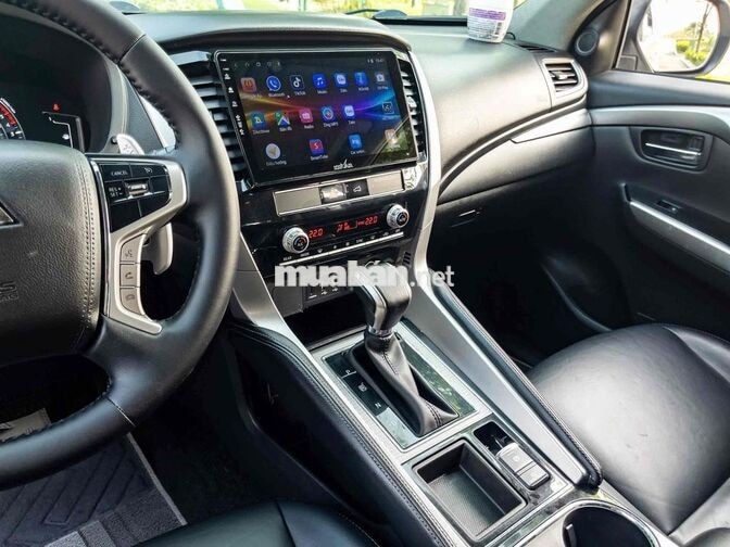 Mitsubishi Pajero Sport 2021 4x2 80.000 km Trắng