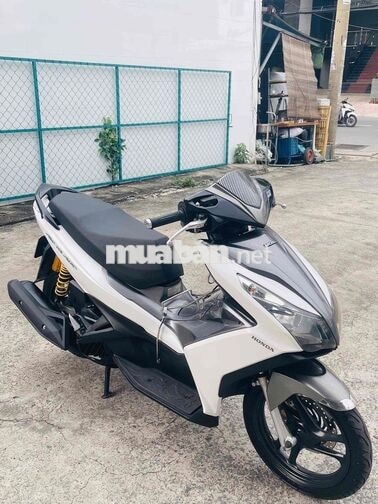 Air Blade màu trắng xám chính chủ