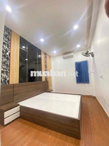 BÁN NHÀ 3 LẦU  40m2 - HẺM Ô TÔ PHAN ĐĂNG LƯU QUẬN PHÚ NHUẬN