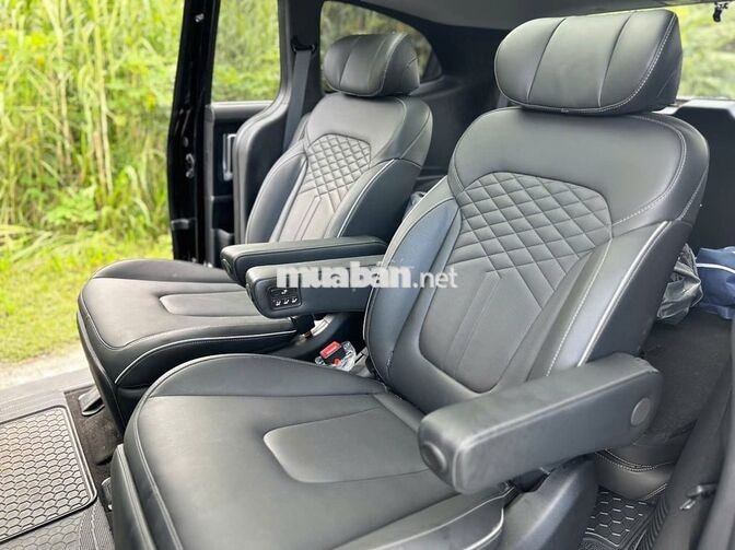 Hyundai Custin 2025 1.5 Cao cấp 2000km Đen