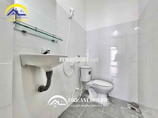 CĂN HỘ MINI STUDIO RỘNG RÃI DƯỚI TRỆT TRỐNG SẴN Ở LIỀN GẦN AEON