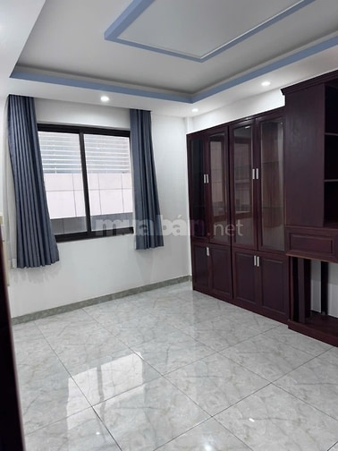 cho thuê nhà phố làm văn phòng nằm ngay trong khu hà đô quận 10