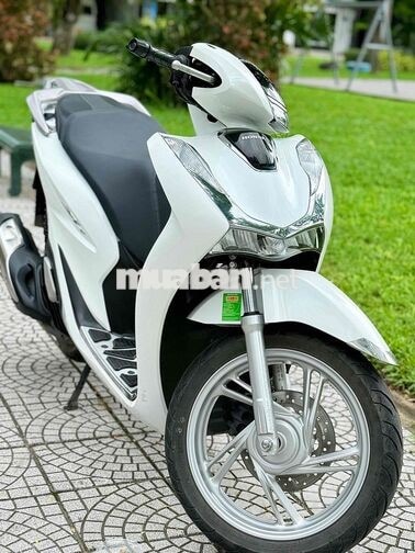 Honda SH 2022 màu trắng