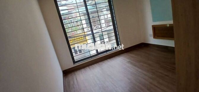 FULL NỘI THẤT MỚI- CỬA XỔ TO- GẦN SÂN BAY 3KM- TÁCH BẾP- YÊN TĨNH- ANI
