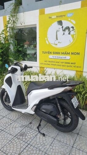 Honda SH 2018 màu trắng