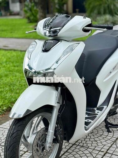 Honda SH 2022 màu trắng