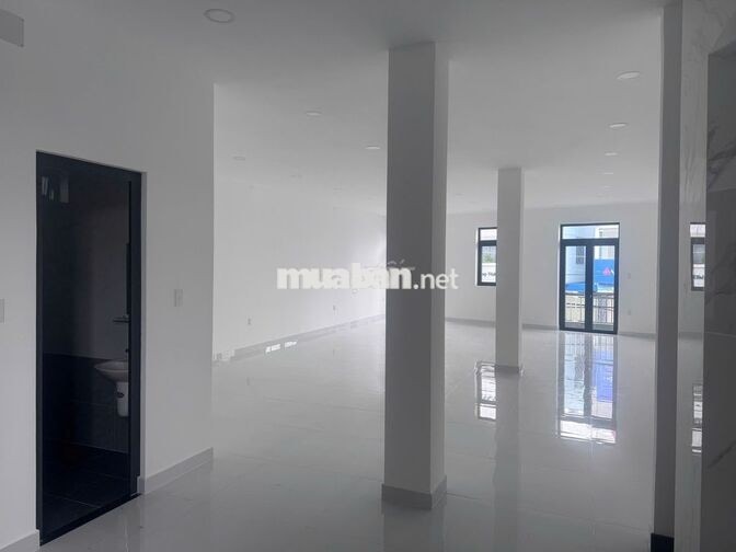 NHÀ MẶT TIỀN NGUYÊN CĂN, HÓC MÔN (MỚI 100%)