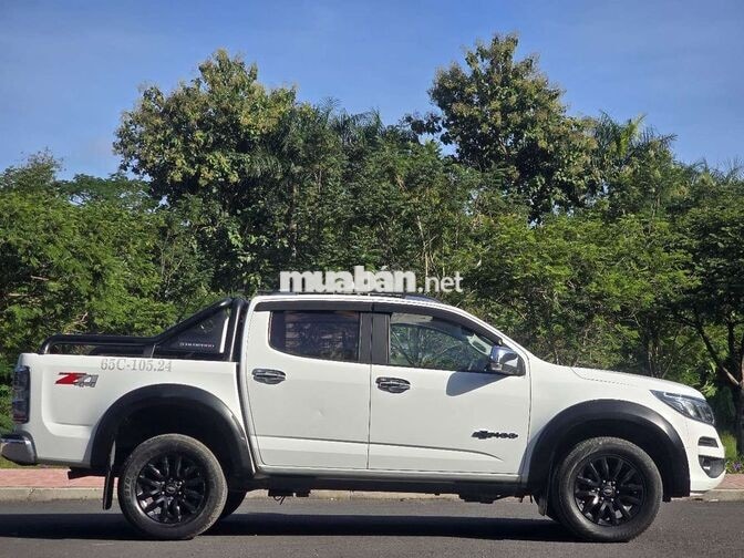 CHEVROLET COROLADO 2.8LTZ SX 2017 AT 2 CẦU 97000KM