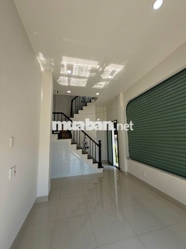 CHO THUÊ MẶT BẰNG KINH DOANH 2 MẶT TIỀN NGUYỄN ĐÌNH CHIỂU