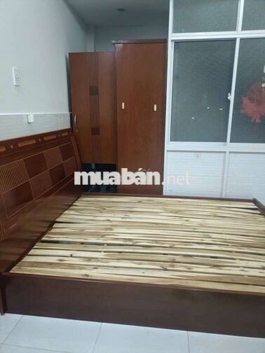 Cho thuê nguyên căn 84m2 ( 3 tầng )khu vực Phú Nhuận 