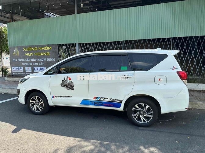 Toyota Innova 2020 Số sàn 114.000 km Trắng
