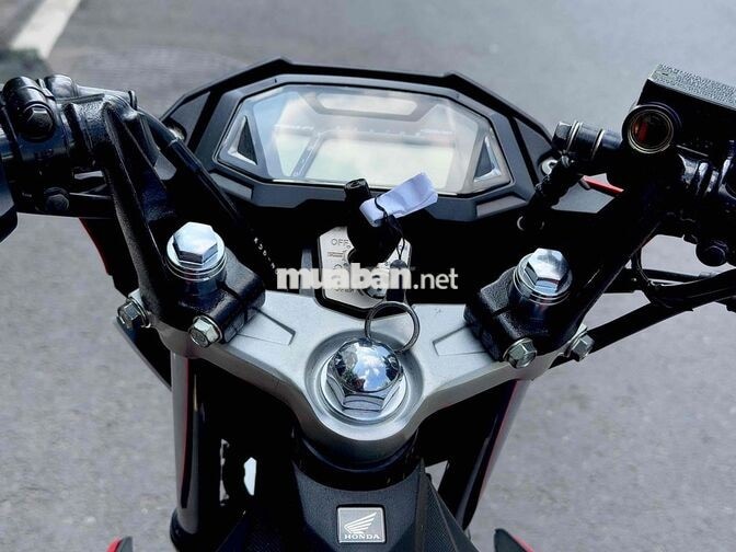 SONIC 150R MẪU 2019 SIÊU LƯỚT 8000KM BSTP 9CHỦ ZIN