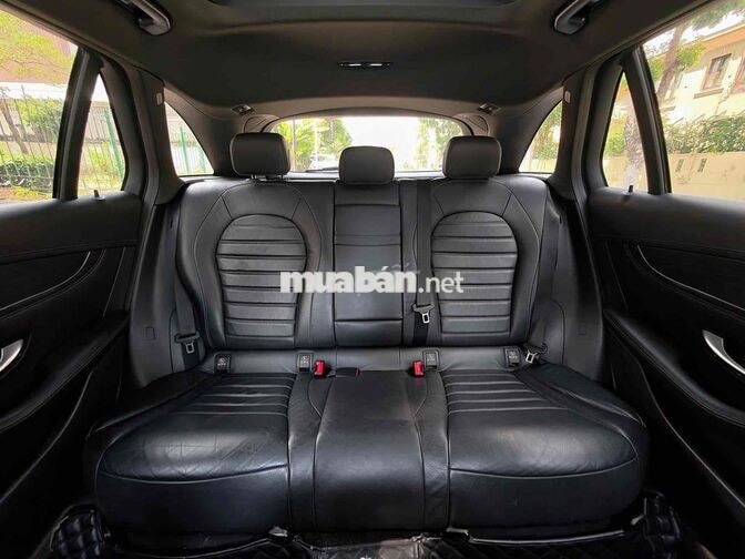 GLC 300 AMG 2019 Xanh Cavansite cá nhân 1 chủ