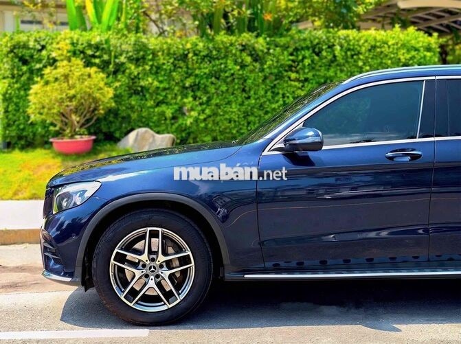GLC 300 AMG 2019 Xanh Cavansite cá nhân 1 chủ