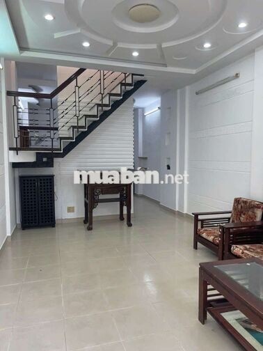 NHÀ 2 PN HẺM OTO HOÀNG HOA THÁM GIÁ NHỈNH 14TR