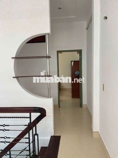 NHÀ 2 PN HẺM OTO HOÀNG HOA THÁM GIÁ NHỈNH 14TR