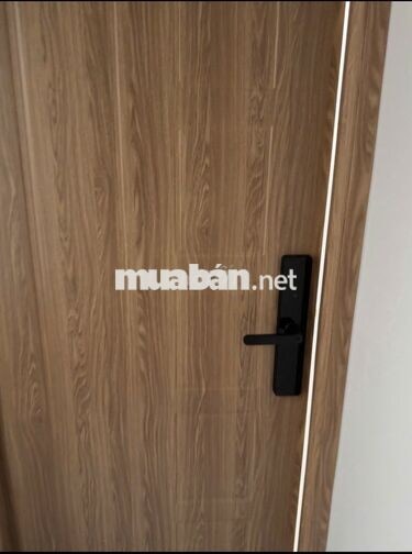 Cho thuê căn hộ phòng trọ 17m2 tại góc Phan Đăng Lưu và Nơ Trang Long