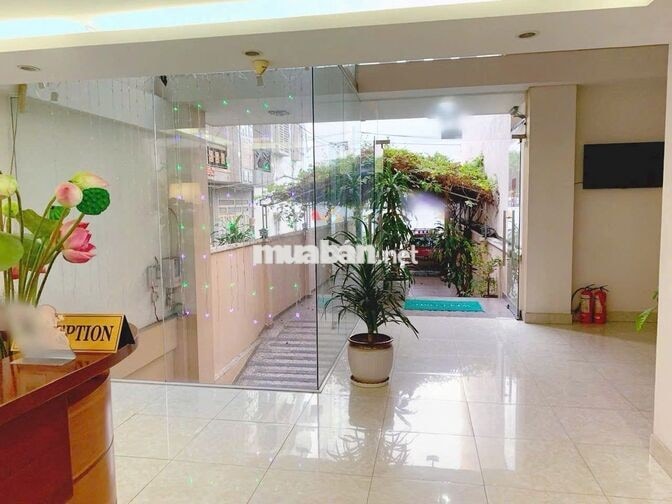 Khách sạn 26p 28wc, 7 tầng thang máy, mặt tiền Trần Văn Lắm chỉ 70tr