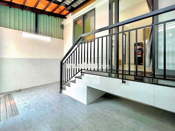 CHO THUÊ CĂN TRỆT RIÊNG BIỆT - SÂN TRƯỚC RỘNG - FULL NỘI THẤT Ở LẠI