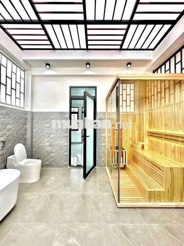 Nhà Mặt Kinh doanh ngay UBND P. APD