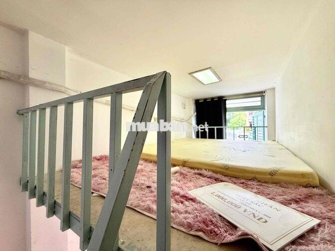 CHO THUÊ CĂN HỘ GÁC BAN CÔNG - MẶT TIỀN LÝ CHÍNH THẮNG - QUẬN 3