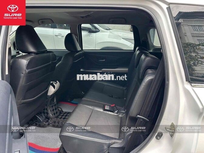 Toyota Veloz Cross 2022 TOP 48.000 km Trắng