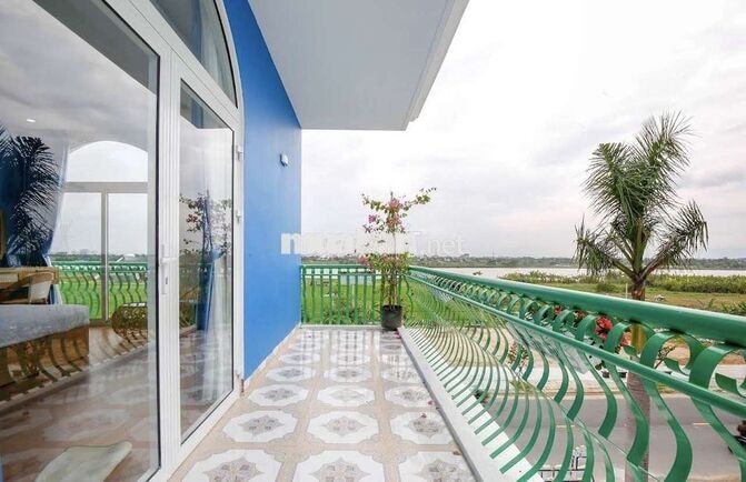 cho thuê villa 11 phòng mặt tiền Thăng Long