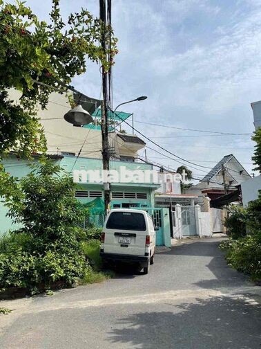 Bán nhà cấp 4 ngay chợ Tam Hà Thủ Đức