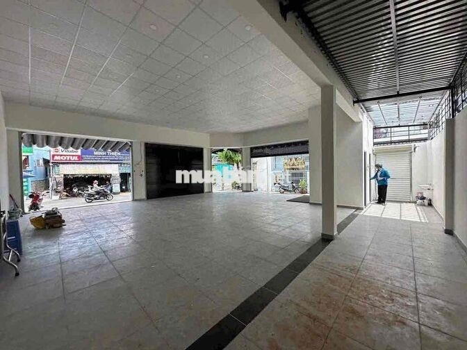 Cho thuê căn góc kinh doanh đa ngành 12x13 sát bên Tên Lửa