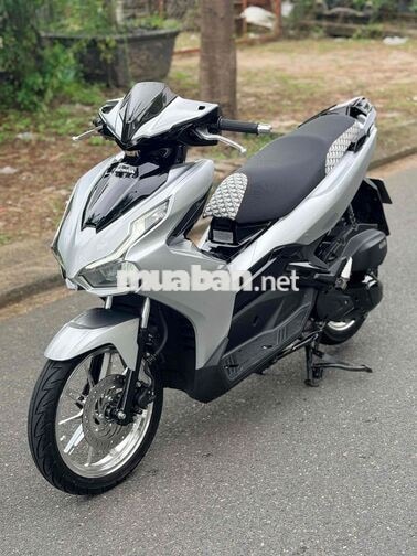 HONDA AIR BLADE 2021 MÀU BẠC MÂM CROM