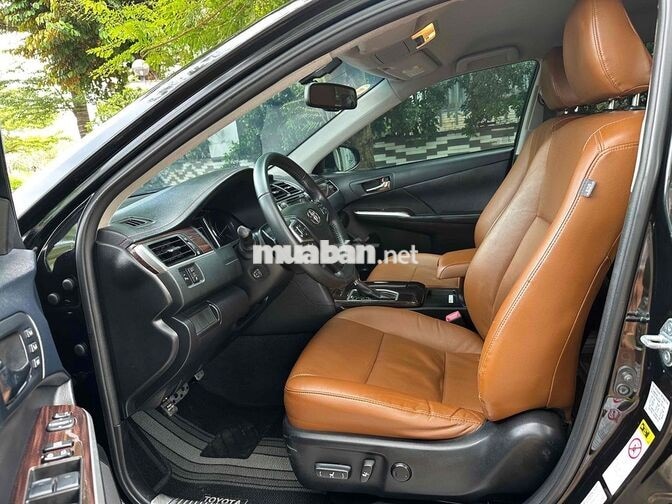 Toyota Camry 2018 2.5Q Đen