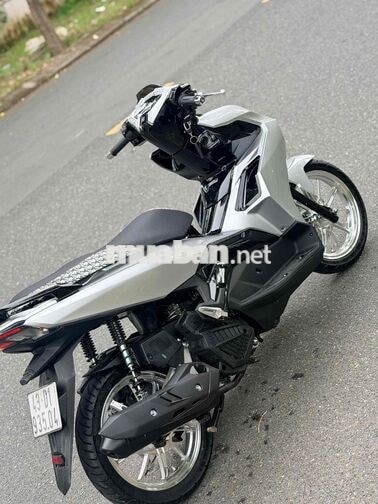 HONDA AIR BLADE 2021 MÀU BẠC MÂM CROM