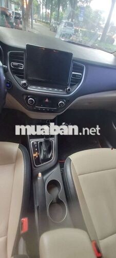Hyundai Accent 2023 STD AT 70355 km Trắng