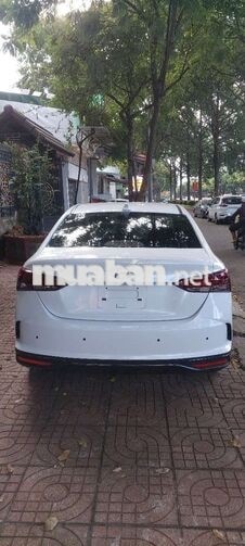 Hyundai Accent 2023 STD AT 70355 km Trắng