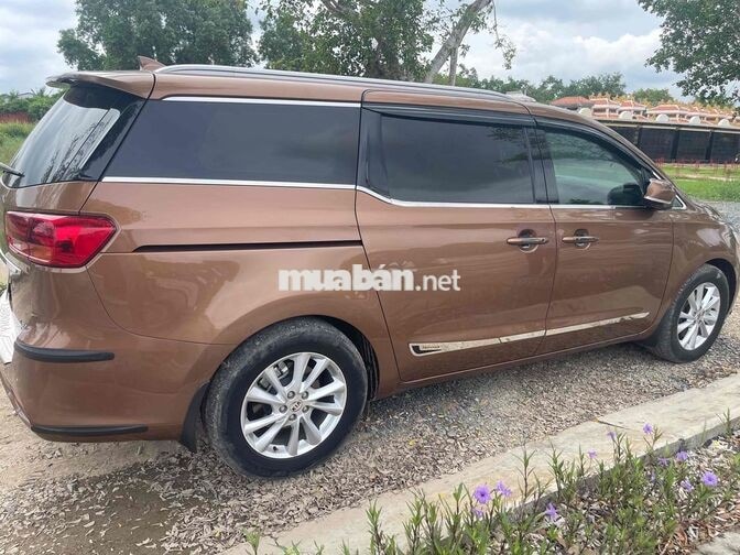 Kia Grand Sedona 2020 Dầu 69.022 km Nâu