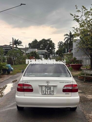 Toyota Corolla 1999
