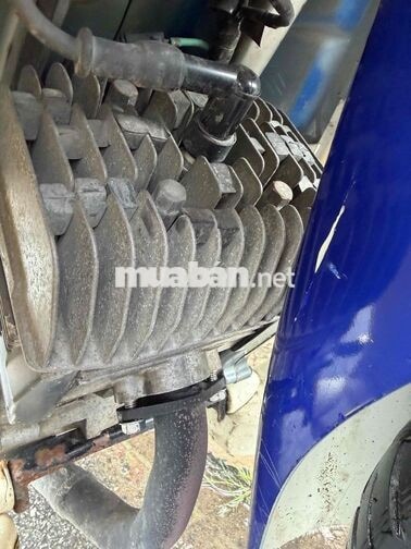 Suzuki RGV 120 xanh trắng 2 thì