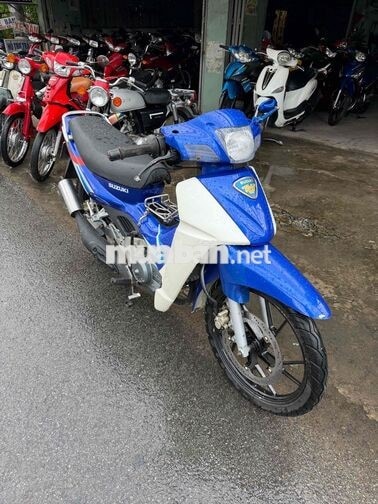 Suzuki RGV 120 xanh trắng 2 thì