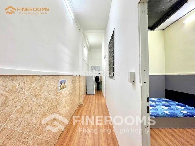 CHDV 2 PHÒNG NGỦ FULL NỘI THẤT BAN CÔNG CỬA SỔ - CẦU HOÀNG HOA THÁM