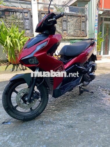 Honda Air Blade 125 2025 màu đỏ đen