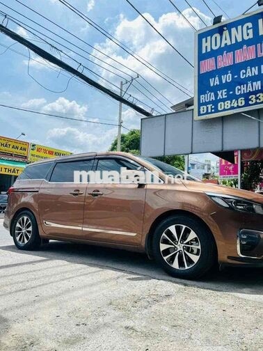Kia Grand Sedona 2020 Dầu 69.022 km Nâu