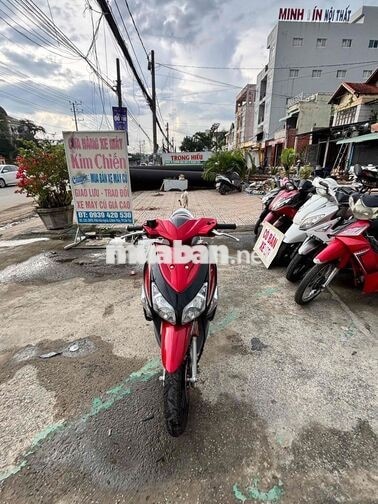 Honda Click Thái Lan màu Đỏ đen