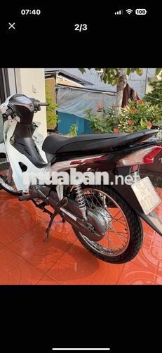 Honda Blade 110 2017 màu trắng đen