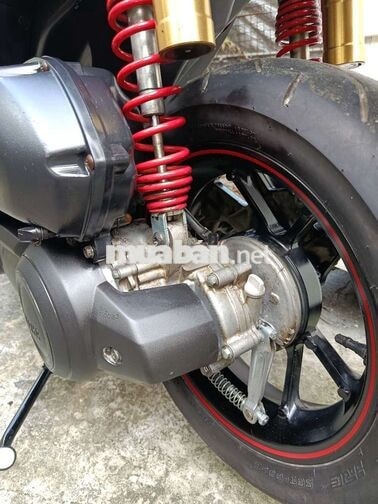 Yamaha NVX xe máy tay ga đen đỏ