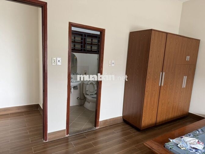 Cho thuê CH tại Tản Đà Court, 75m2, 2PN 2WC giá 14tr/th