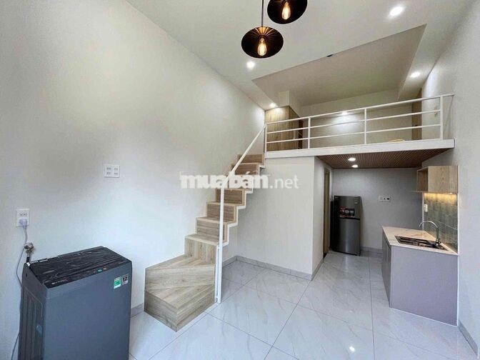 DUPLEX SÁNG SỦA RỘNG RÃI TẠI TRUNG TÂM Q10 CÓ CỬA SỔ THOÁNG. 📍Sư Vạn H