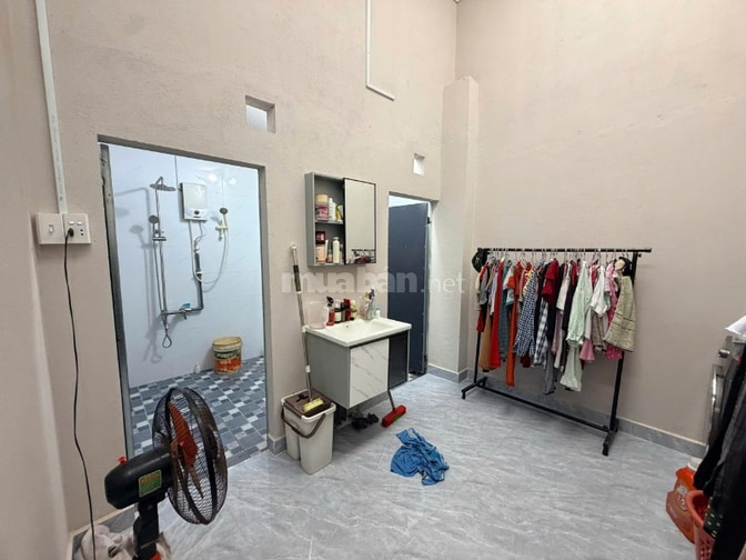 Nhà 3 phòng ngủ gần KCN Phước Đông. 5x24 giá 750tr 